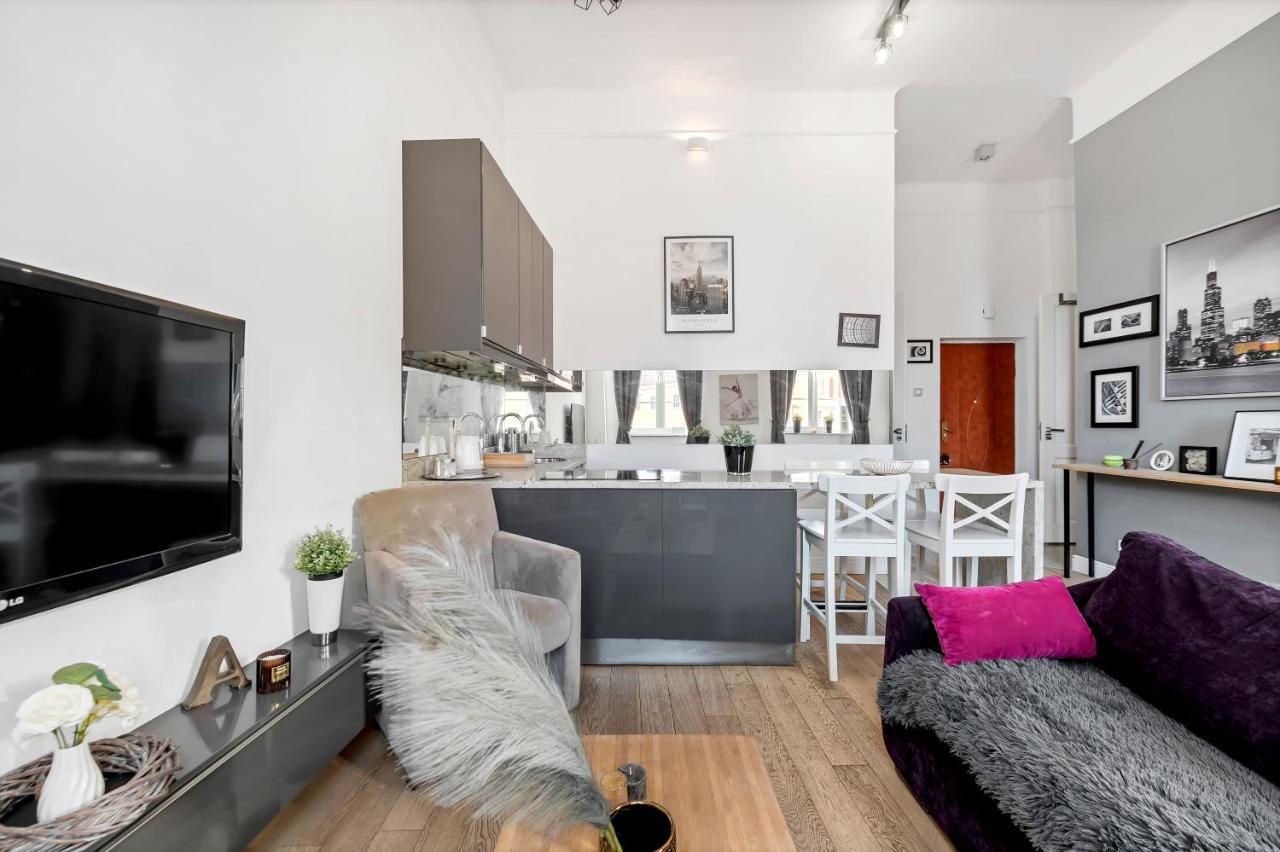 Amazing Apartment On Plac Zamkowy Varşova Dış mekan fotoğraf